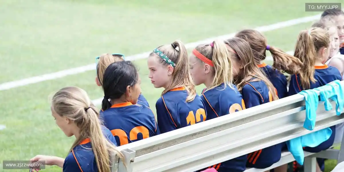 🏀【空中对决】热血扣篮，点燃你的篮球魂！